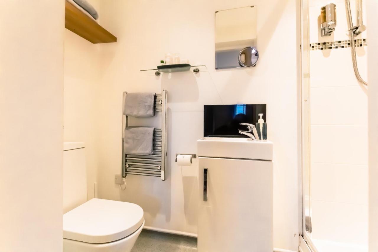 Domus House Studio Apartments In Chester City Centre With Free Parking By Rework Accommodation Exterior photo